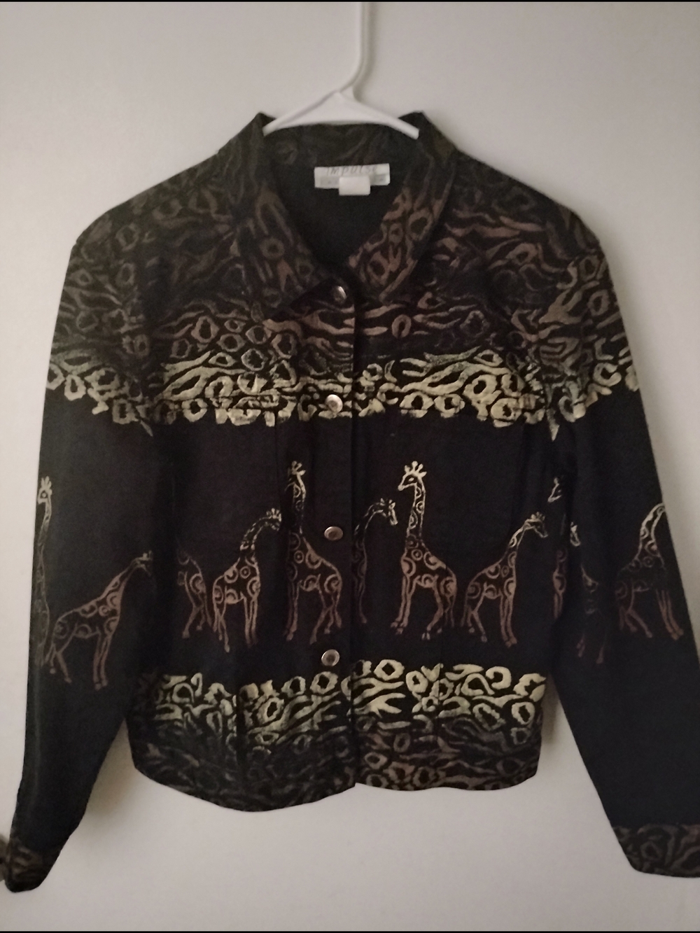 Impulse Women's Black & Beige Vintage Giraffe-Print Jacket. Size Med.